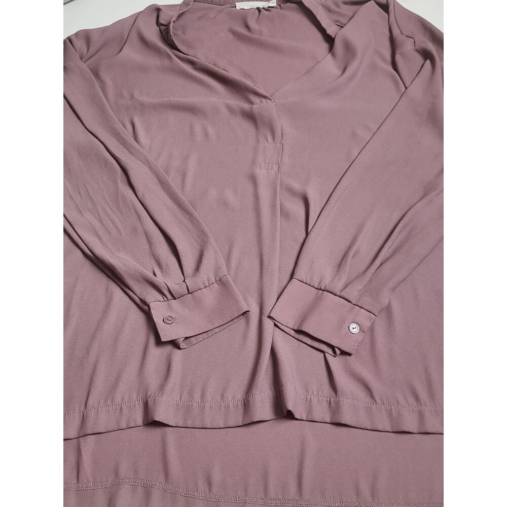 Lush Long-Sleeve V-Neck Blouse Size Small - Picture 4 of 9